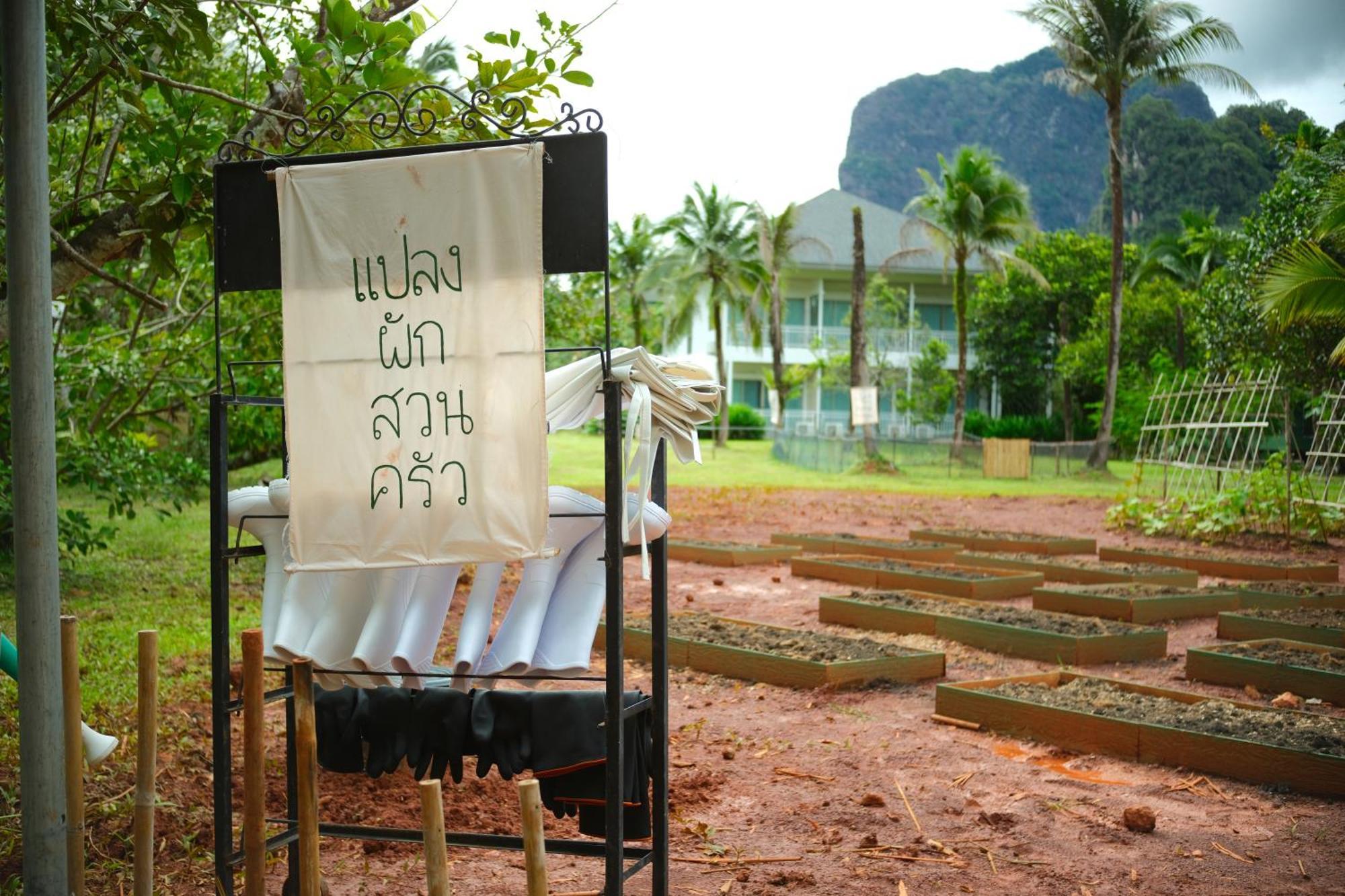 Blu Monkey Pooltara Krabi Hotel & Villas Pet Friendly מראה חיצוני תמונה